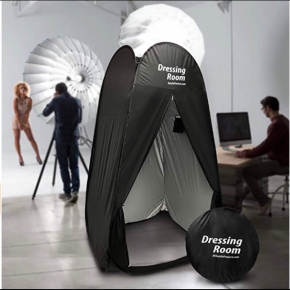 SOLD Portable dressing Room - Picture 4 of 4